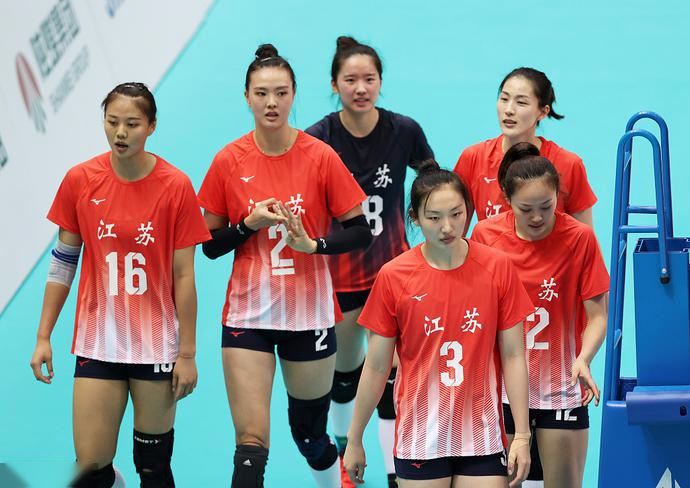 全运女排张常宁率江苏3-1胜上海 连续两届进决赛