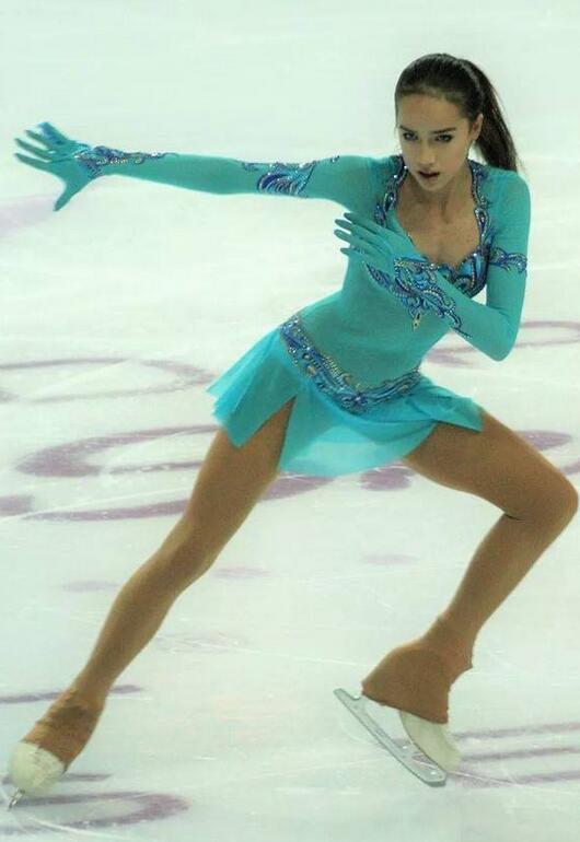 俄罗斯15岁花样滑冰美少女阿丽娜·扎吉托娃（Alina Zagitova）