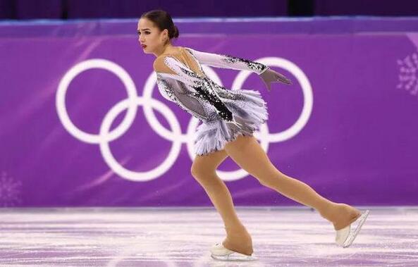 俄罗斯15岁花样滑冰美少女阿丽娜·扎吉托娃（Alina Zagitova）