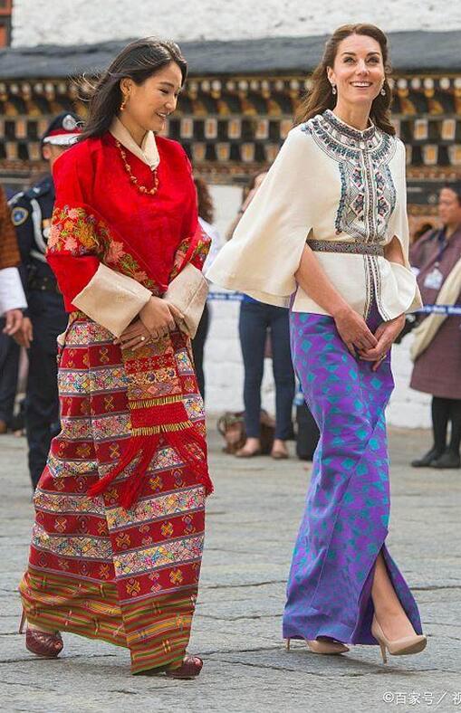 不丹王后吉增·佩玛真实照片 不丹王后和国王穿现代装是什么样子
