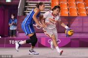 奥运三人篮球女篮1/4决赛：中国轻取意大利晋级四强
