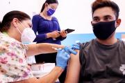 新冠病毒可能“抗原漂移”？欧美筹备接种新冠疫苗加强针