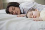 两个月大的婴儿怎么培养自己入睡？