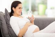 怀孕期间总是口渴是什么原因？怎么办？