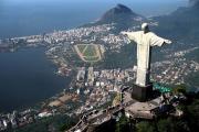 法国游客偷爬巴西基督像看日出，被捕后称“一点也不后悔”