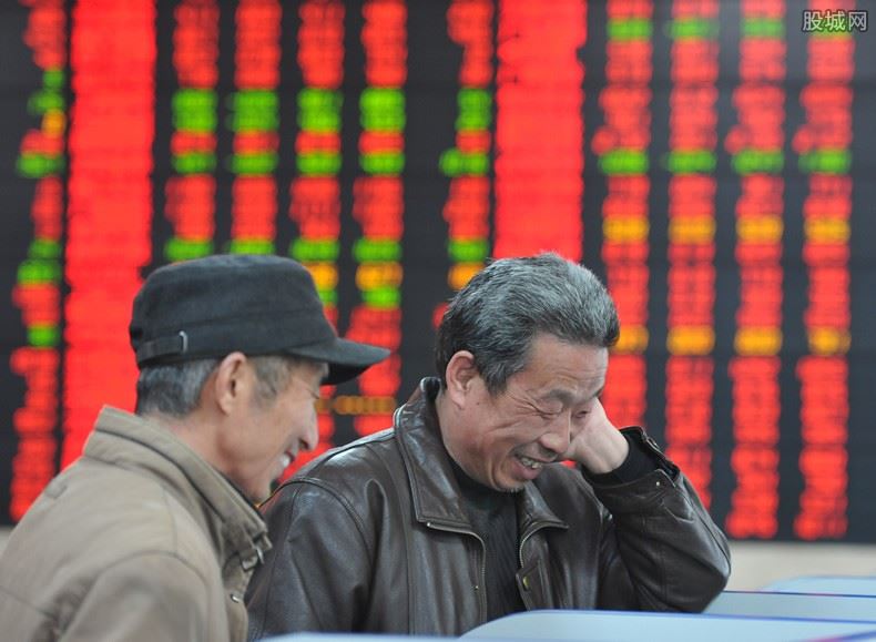 新华社评中国股市波动 热门中概股集体大涨