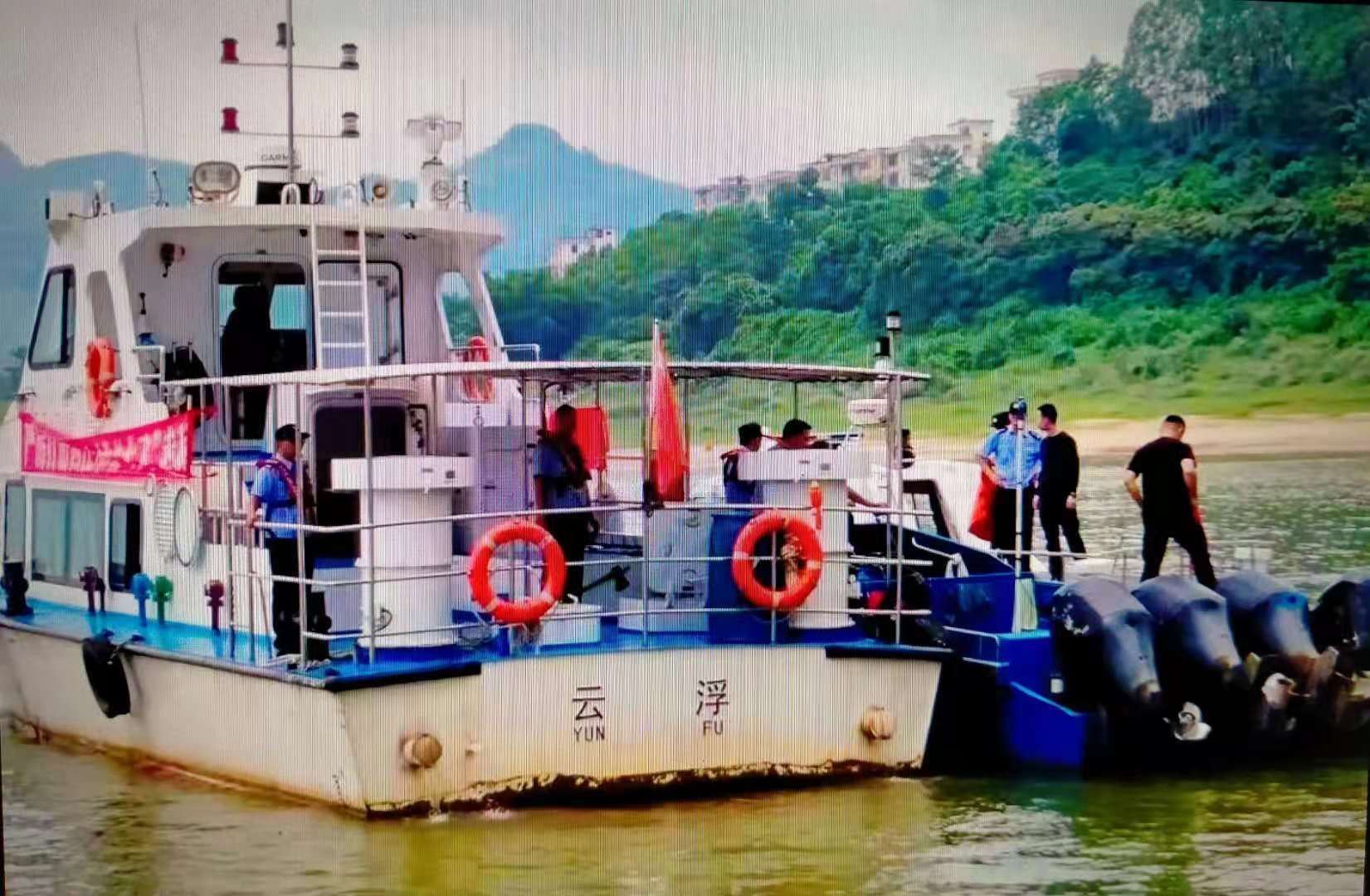广东“海啸”行动捣毁走私犯罪团伙33个，抓获犯罪嫌疑人850余人