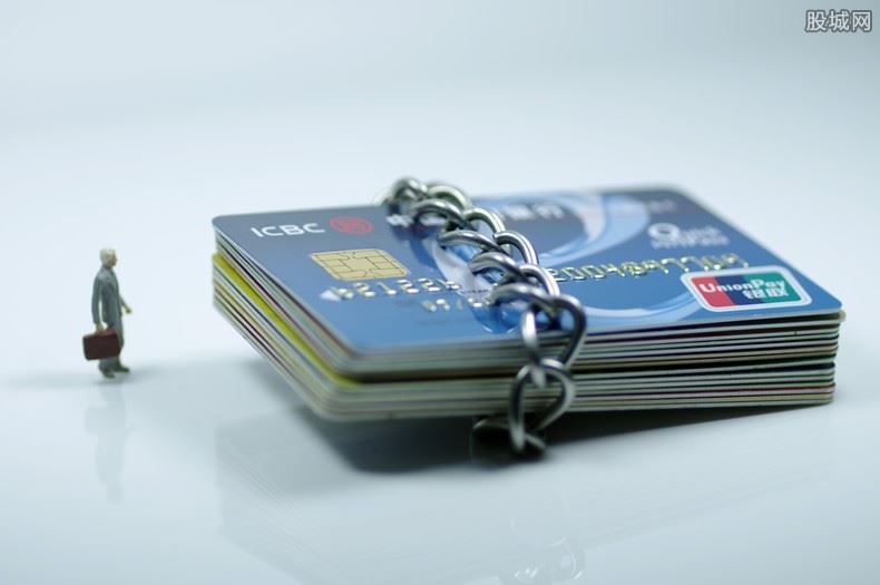 信用卡五年到期怎么办 还能继续使用吗？