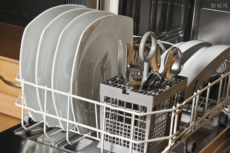洗碗机均价破7000元 热门机型一度出现断货