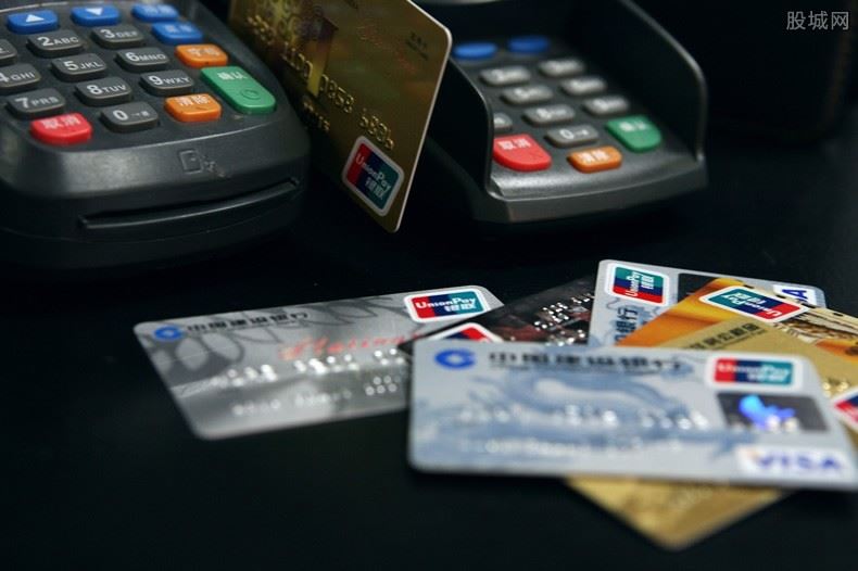 信用卡逾期有钱花能借出来吗 或许会被拒绝