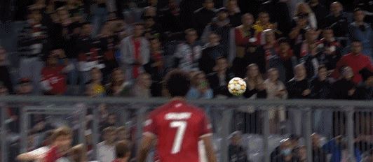 欧冠-拜仁5-0基辅迪纳摩 莱万双响萨内传射+神仙球