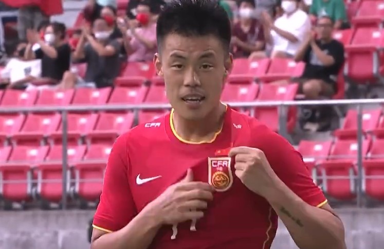 国足取胜中国香港，下月FIFA排名有望重返亚洲前十